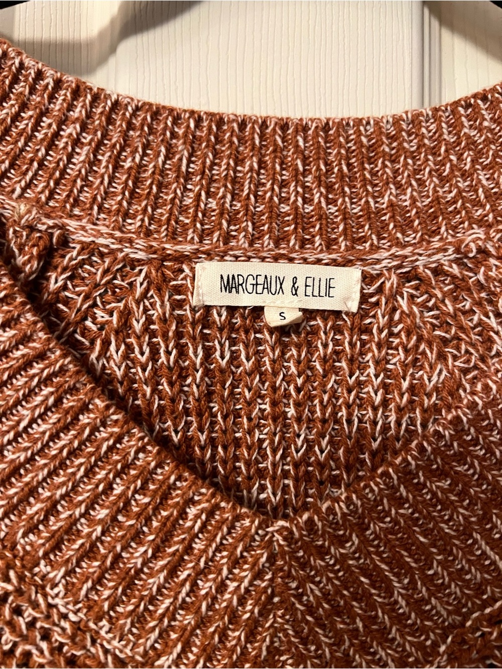 Margeaux & Ellie burnt orange sweater - Picture 2 of 3